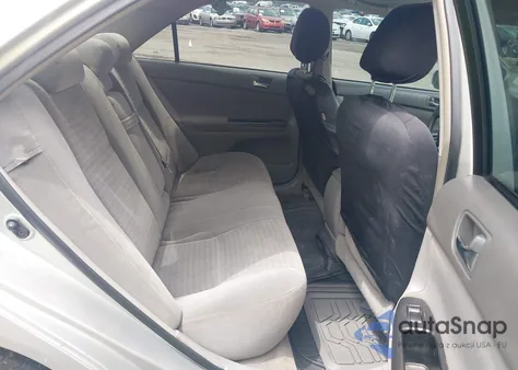 2006 Toyota Camry Le z USA, uszkodzony, nr VIN 4T1BE32K26U152109